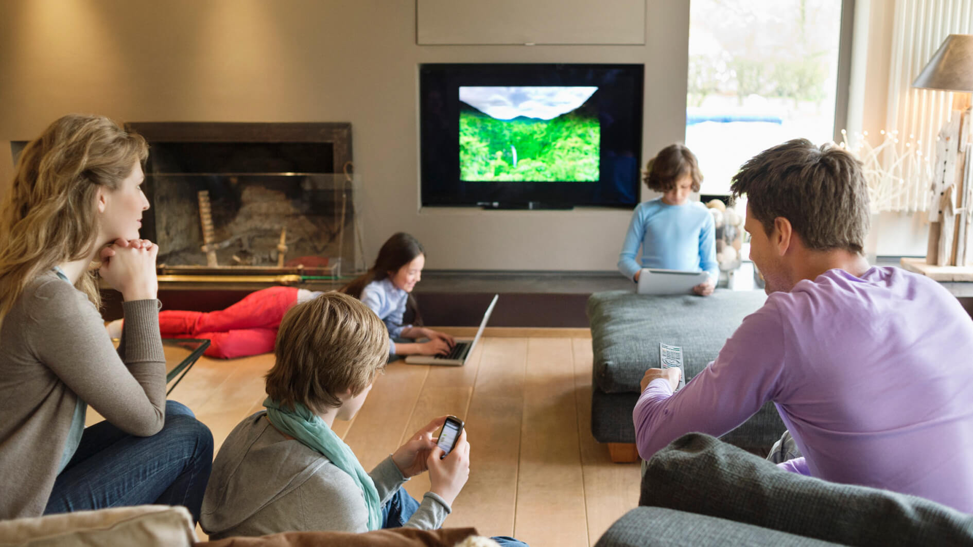 Huge multiscreen extensions for Caiway | Divitel